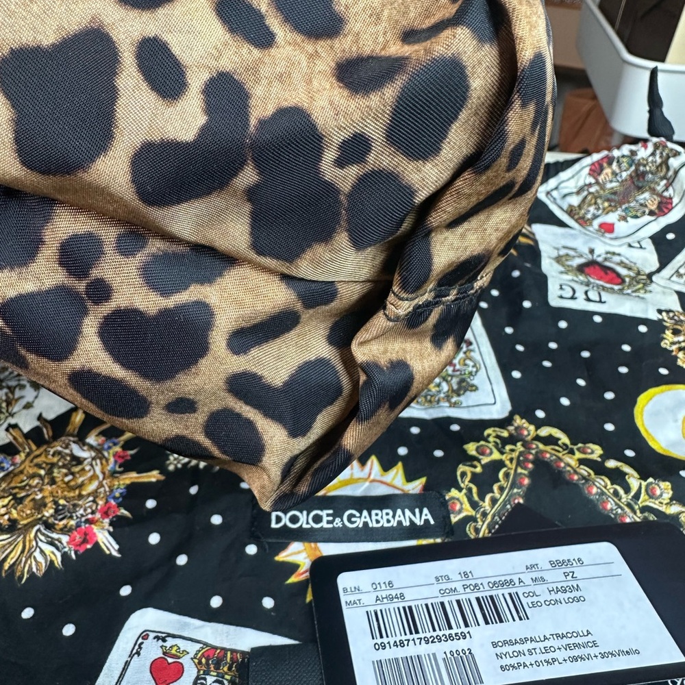 DOLCE and GABBANA Leopard Print insta Shoulder Bag - Picture 9 of 13